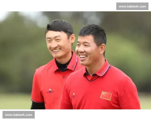 巨人吉祥物！克劳奇扮萌率业余队爆笑入场